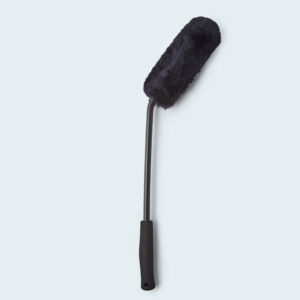 Duel Mammoth Woolly Wheel Wand - Angled