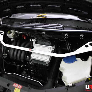 Ultra Racing Mercedes B Class Front Strut Brace