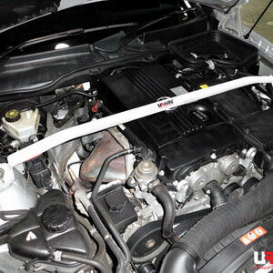 Ultra Racing Mercedes SLK (R171) Front Strut Brace