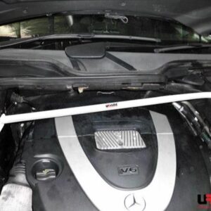 Ultra Racing Mercedes M Class (W164) Front Strut Brace