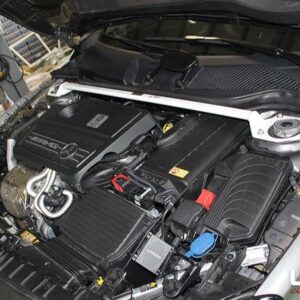 Ultra Racing Mercedes GLA45 AMG (X156) Front Strut Brace