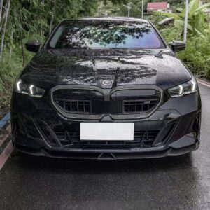 AERO CARBON - BMW 5 SERIES G60 2023+ DRY CARBON FIBRE FRONT LIP IV STYLE