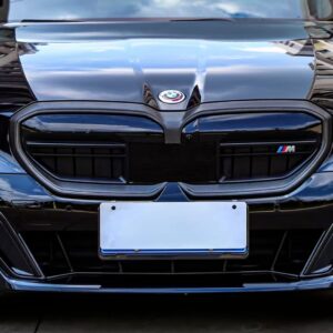 AERO CARBON - BMW 5 SERIES G60 2024+ CARBON FIBRE LED GRILLE M60 STYLE