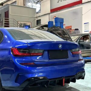 AERO CARBON - BMW G20 PRE LCI ABS GLOSS BLACK LED DIFFUSER KB STYLE