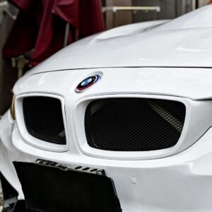 AERO CARBON - BMW M3 F80 / M4 F82 ABS PLASTIC LCI MESH GRILL