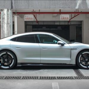 AULENA - PORSCHE TAYCAN DRY CARBON SIDE SKIRTS