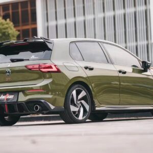 BCTXE - VOLKSWAGEN GOLF MK8 CARBON FIBRE REAR DIFFUSER