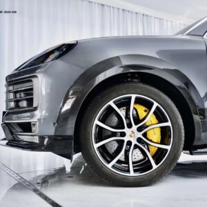 CMST - PORSCHE CAYENNE 2024+ DRY CARBON FIBRE WHEEL ARCHES