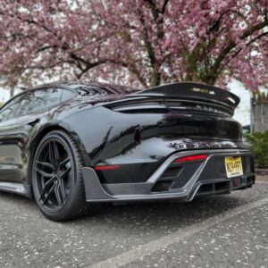 CMST - PORSCHE TAYCAN BASE / 4S DRY CARBON FIBRE REAR DIFFUSER WITH WINGLETS