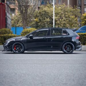 CMST- VOLKSWAGEN GOLF MK8 GTI / R LINE CARBON FIBRE SIDE SKIRTS