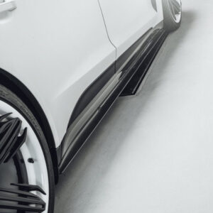 FUTURE DESIGN - AUDI E-TRON GT DRY CARBON FIBRE SIDE SKIRTS