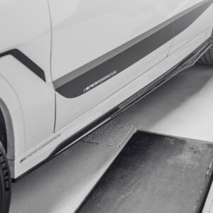 FUTURE DESIGN - BMW G06 X6 CARBON FIBRE SIDE SKIRTS