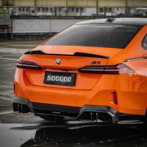 SOOQOO - BMW 5 SERIES G60 2023+ DRY CARBON FIBRE REAR SPOILER