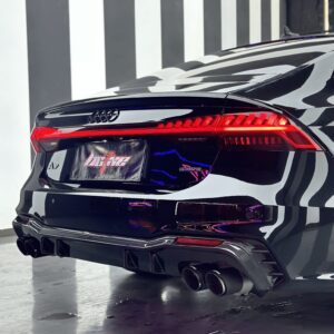 BCTXE - AUDI A7 C8 DRY CARBON REAR DIFFUSER